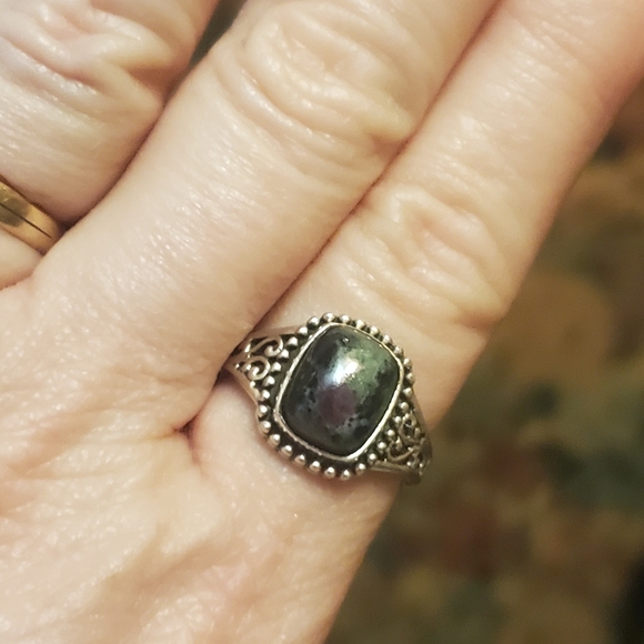 ARTISAN HANDCRAFTED STERLING SILVER RING - Picture 5 of 5